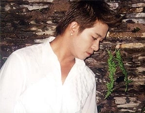 Ca sĩ Tuấn Hưng.