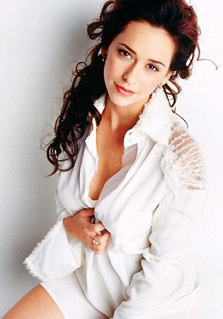 jennifer-love-hewitt-119-1368032932_500x