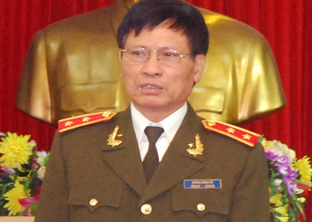 Trung tướng Hoàng Công Tư chủ trì buổi họp chiều nay.