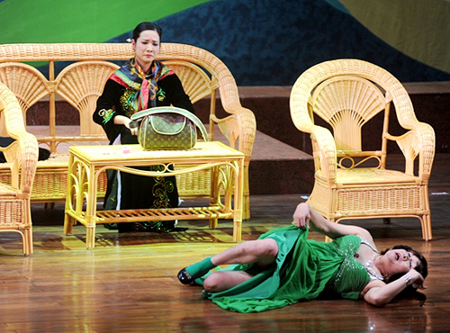 xuan-hinh4-382571-1368215838_500x0.jpg