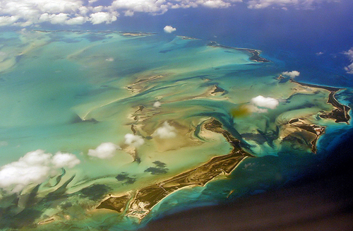 Bahamas nhìn từ trên cao.