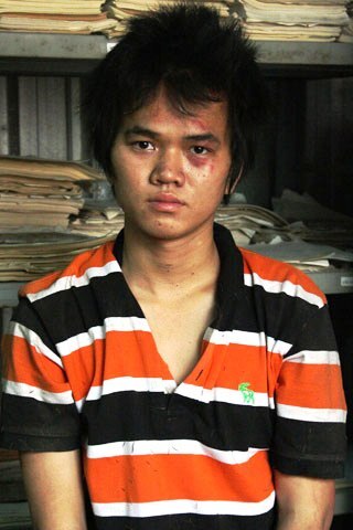 Tên cướp tuổi teen bị bắt giữ.