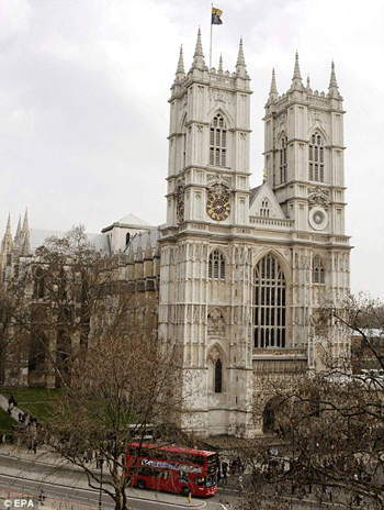 kate-13-786155-1368214946_500x0.gif