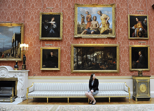kate-8-894077-1368214946_500x0.gif