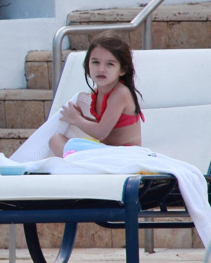 suri21-624767-1368137976_500x0.jpg