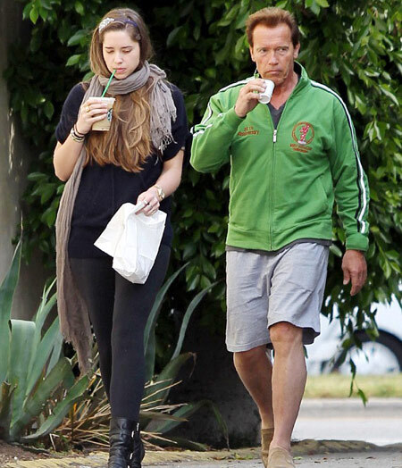 Arnold và con gái cả.