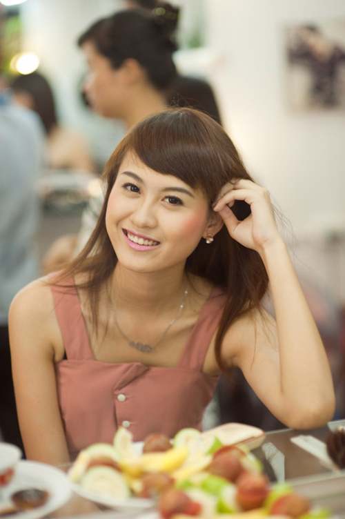 Buổi tiệc còn có sự góp mặt của Hà Bela