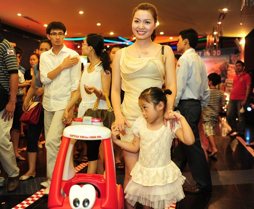 Bé Phương Anh khá nhút nhát