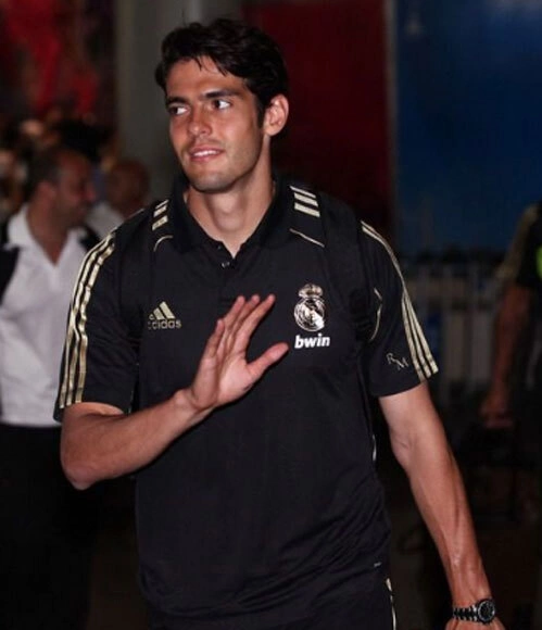 kaka2-542462-1368128930_500x0.jpg