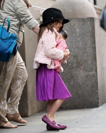 suri-5-118608-1368173677_500x0.jpg