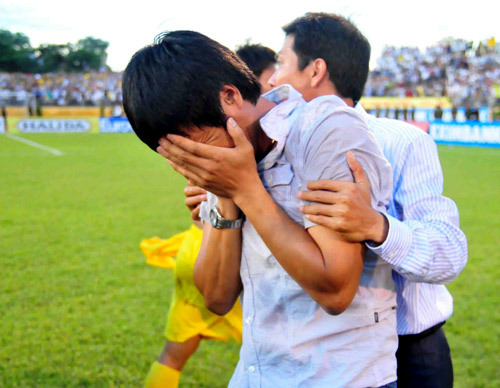 Đây là thành quả của quá trình phấn đấu không ngừng của thầy trò HLV Nguyễn Hữu Thắng trong suốt mùa giải.