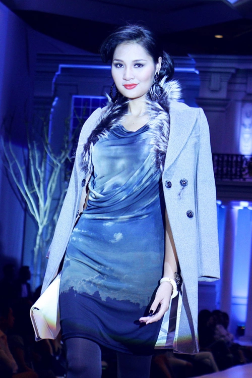 Hoa hậu Hương Giang cũng thu hút mọi ánh nhìn bởi vẻ mặn mà. Hoa hậu Hương Giang cũng thu hút mọi ánh nhìn bởi vẻ mặn mà.