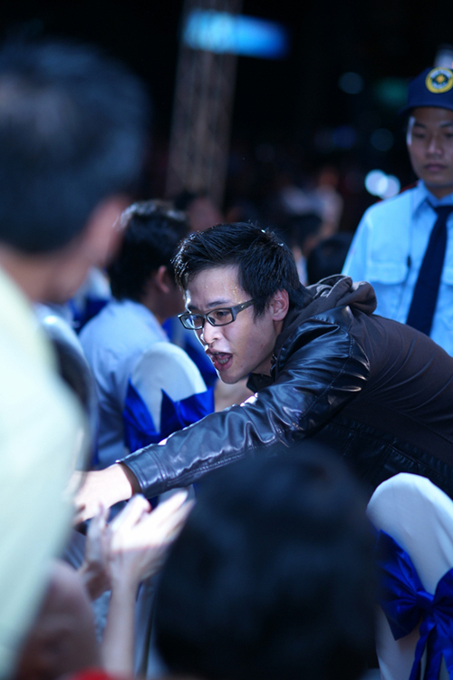 Cũng như Hồ Ngọc Hà, nhiều nghệ sĩ góp mặt trong đêm nhạc "Cho một ngày mai" như Hà Anh Tuấn, Hiền Thục, Cẩm Ly, Minh Béo... đều dốc hết mình để biểu diễn. Cũng như Hồ Ngọc Hà, nhiều nghệ sĩ góp mặt trong đêm nhạc "Cho một ngày mai" như Hà Anh Tuấn, Hiền Thục, Cẩm Ly, Minh Béo... đều dốc hết mình để biểu diễn.