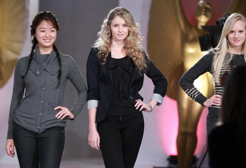 catwalk-10-246949-1368157759_500x0.jpg