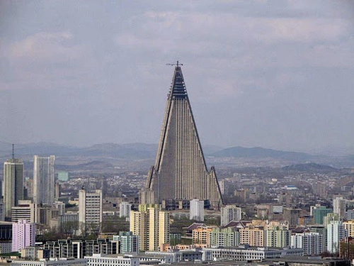 Khách sạn Ryugyong, Bắc Triều Tiên. Khách sạn Ryugyong, Bắc Triều Tiên.