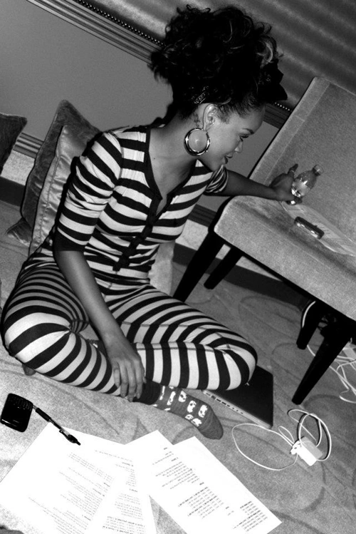 rihanna-11-215891-1368177923_500x0.jpg