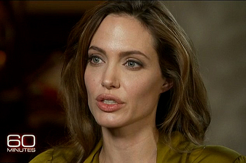 Angelina Jolie chia sẻ trong chương trình '60 Minutes'. Ảnh: CBS. Angelina Jolie chia sẻ trong chương trình '60 Minutes'. Ảnh: CBS.
