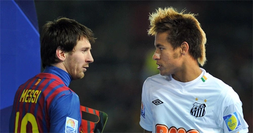 Messi và Neymar trong lễ trao giải sau trận chung kết.