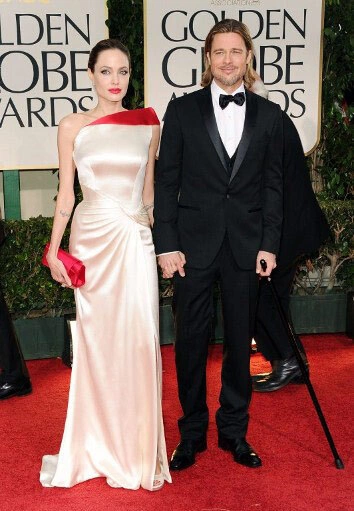 Angelina tham dự cùng bạn đời Brad Pitt. Angelina tham dự cùng bạn đời Brad Pitt.