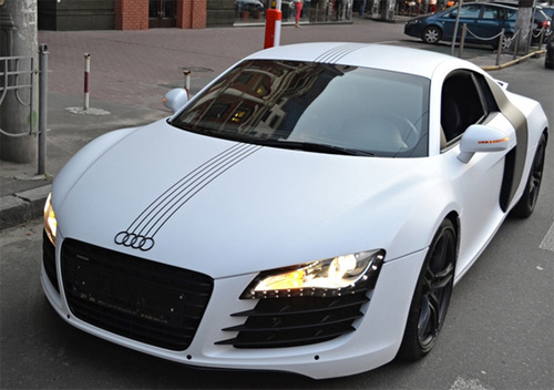 Audi R8