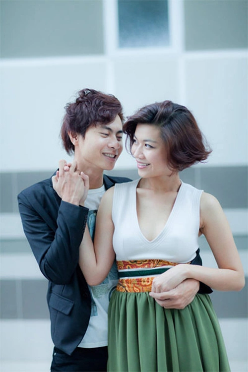 Dương Cầm - Cẩm Tú kết thúc mối tình 4 năm ngay lúc nữ ca sĩ Vietnam Idol phát hành album mới. Dương Cầm - Cẩm Tú kết thúc mối tình 4 năm ngay lúc nữ ca sĩ Vietnam Idol phát hành album mới.