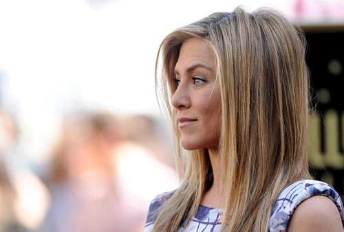 jen10-132333-1368131332_500x0.jpg