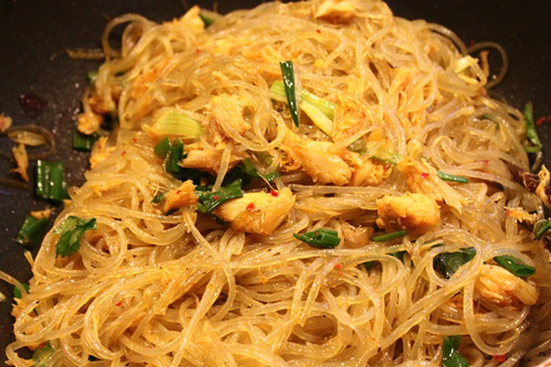 Xào miến và cua. Xào miến và cua.
