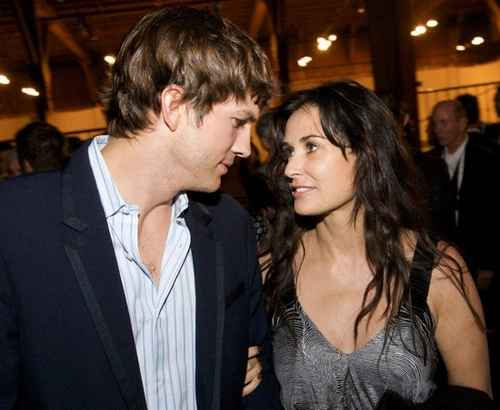 Demi Moore hoang mang khi ly hôn lần thứ hai ở tuổi 49. Demi Moore hoang mang khi ly hôn lần thứ hai ở tuổi 49.