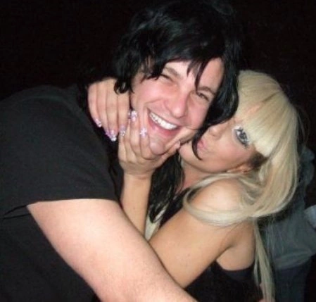 Lady Gaga và Luc Carl. Lady Gaga và Luc Carl.