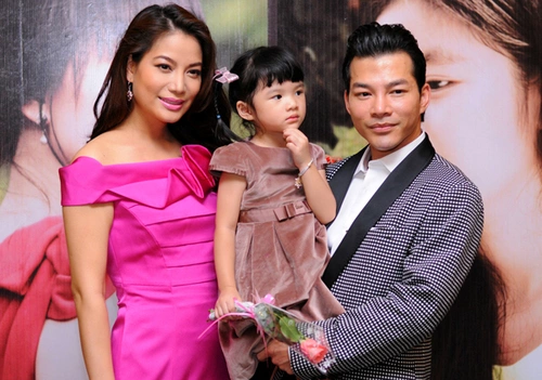 Trương Ngọc Ánh chia sẻ chị rất tự hào về con gái cưng. Trương Ngọc Ánh chia sẻ chị rất tự hào về con gái cưng.