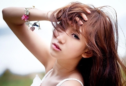 Tạ Chỉ Huệ