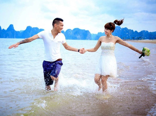 Văn Hiếu đang thi đấu ở Hà Nội T&T nên vẫn bố trí thời gian dành cho gia đình nhỏ. Văn Hiếu đang thi đấu ở Hà Nội T&T nên vẫn bố trí thời gian dành cho gia đình nhỏ.