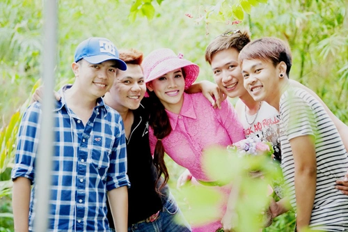 trang-nhung-7-518701-1368227206_500x0.jp