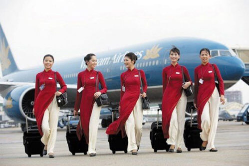 Những chuyến bay dài sẽ đỡ mệt mỏi nếu bạn có chỗ ngồi tốt và được phục vụ chu đáo. Những chuyến bay dài sẽ đỡ mệt mỏi nếu bạn có chỗ ngồi tốt và được phục vụ chu đáo.