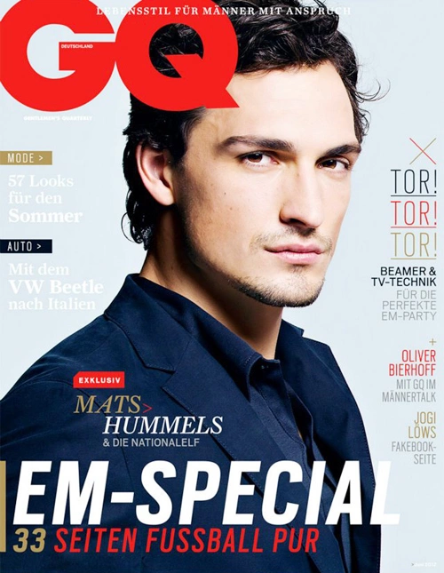Mats Hummels đại diện cho miền Tây. Mats Hummels đại diện cho miền Tây.