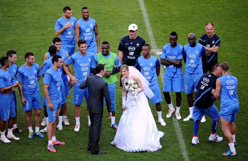 married3-612081-1368242084_500x0.jpg