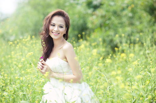 Diễm Hương cũng một lần thử sức ở Hoa hậu Trái đất 2010 và lọt vào top 15. Diễm Hương cũng một lần thử sức ở Hoa hậu Trái đất 2010 và lọt vào top 15.
