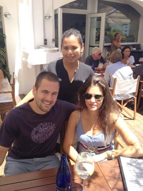 Joe Cole và vợ, người đẹp Carly đang có một mùa hè khó quên tại Marbella, Tây Ban Nha. Joe Cole và vợ, người đẹp Carly đang có một mùa hè khó quên tại Marbella, Tây Ban Nha.