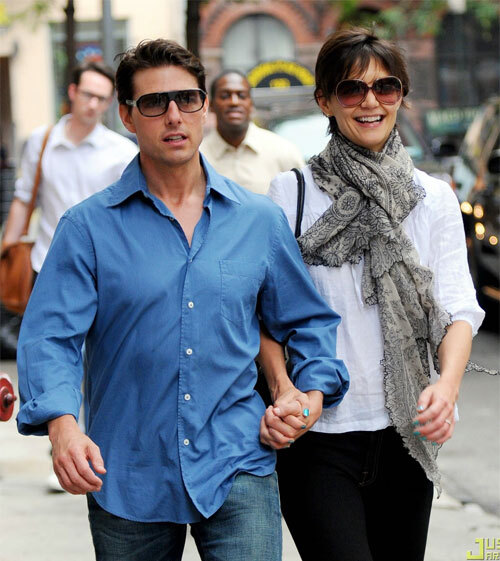 Tom Cruise và Katie Holmes năm 2008. Tom Cruise và Katie Holmes năm 2008.
