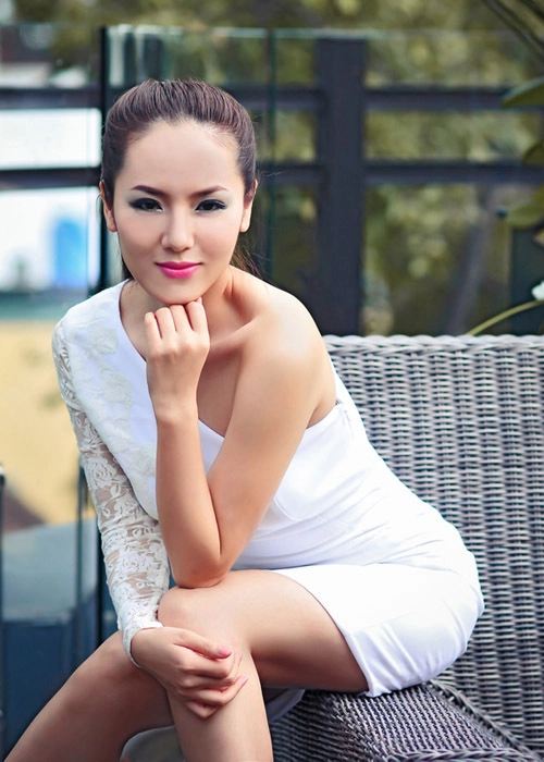 Cô cũng có đêm nhạc riêng thành công tại một phòng trà. Sắp tới, Phương Linh sẽ ra mắt album mới. Cô cũng có đêm nhạc riêng thành công tại một phòng trà. Sắp tới, Phương Linh sẽ ra mắt album mới.