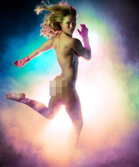 nude16-451910-1368263439_500x0.jpg