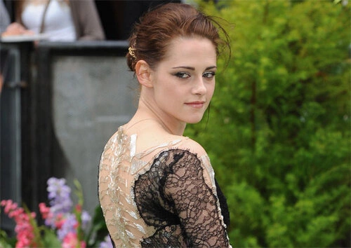 Kristen Stewart, 34,5 triệu USD. Kristen Stewart, 34,5 triệu USD.