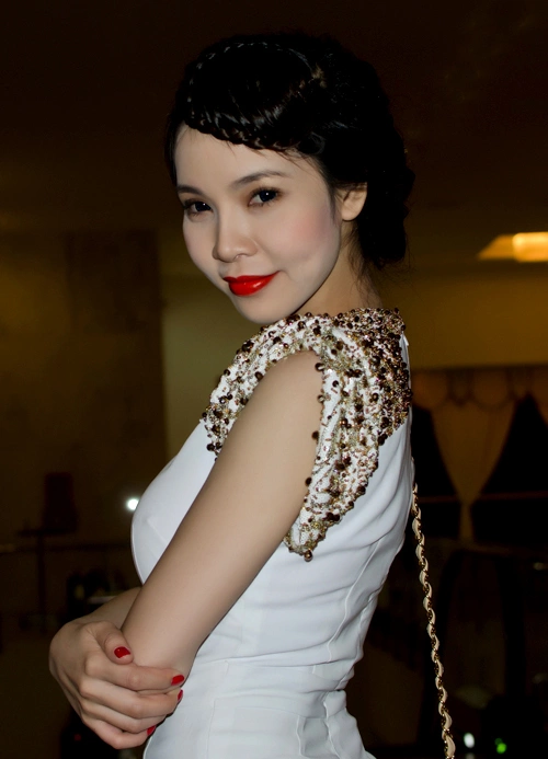ngoc-bich-1-355763-1368326680_500x0.jpg