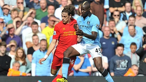 Đêm qua, Man City của Balotelli vất vả có được trận hòa 2-2 trên sân của Liverpool tại vòng hai Premier League. Đêm qua, Man City của Balotelli vất vả có được trận hòa 2-2 trên sân của Liverpool tại vòng hai Premier League.