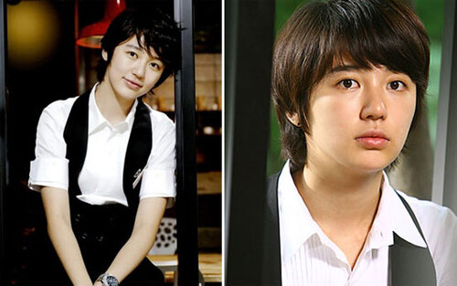 Yoon Eun Hye đã hoàn toàn chinh phục khán giả với vai cô nàng giả trai trong "Tiệm cafe hoàng tử". Yoon Eun Hye đã hoàn toàn chinh phục khán giả với vai cô nàng giả trai trong "Tiệm cafe hoàng tử".