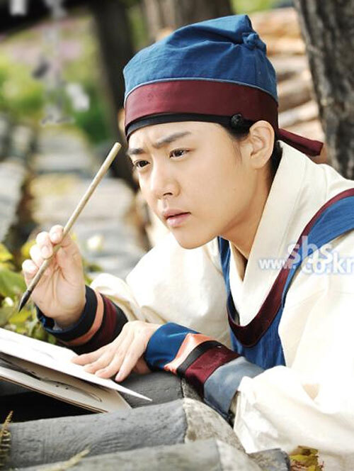 Moon Geun Young thành cậu học trò trong "Họa sĩ gió". Moon Geun Young thành cậu học trò trong "Họa sĩ gió".