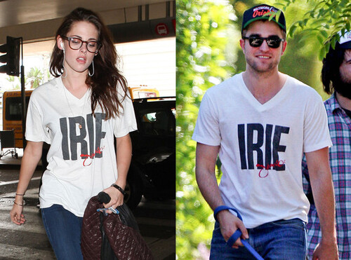 Cô mặc chiếc áo phông giống với chiếc áo bạn trai Robert Pattinson từng mặc. Cô mặc chiếc áo phông giống với chiếc áo bạn trai Robert Pattinson từng mặc.