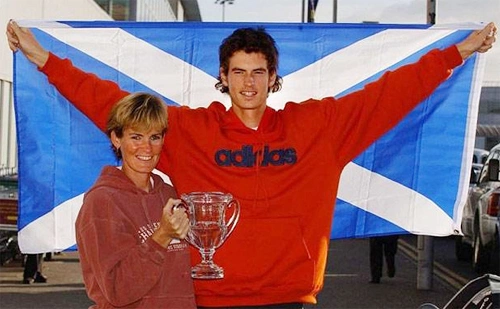 Thành công tại Mỹ giúp Murray có một suất trong đội tuyển tennis Anh dự Davids Cup. Thành công tại Mỹ giúp Murray có một suất trong đội tuyển tennis Anh dự Davids Cup.