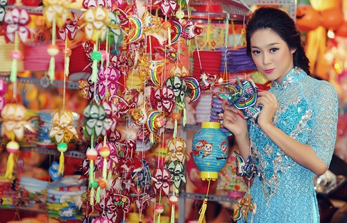 Nhân dịp Trung thu, Linh Chi Nhân dịp Trung thu, Linh Chi