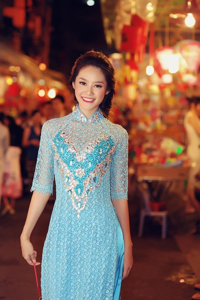 linh-chi4-827857-1368284135_500x0.jpg